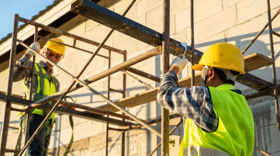 Expert Emergency Roof Repairs services in Eau Claire, PA